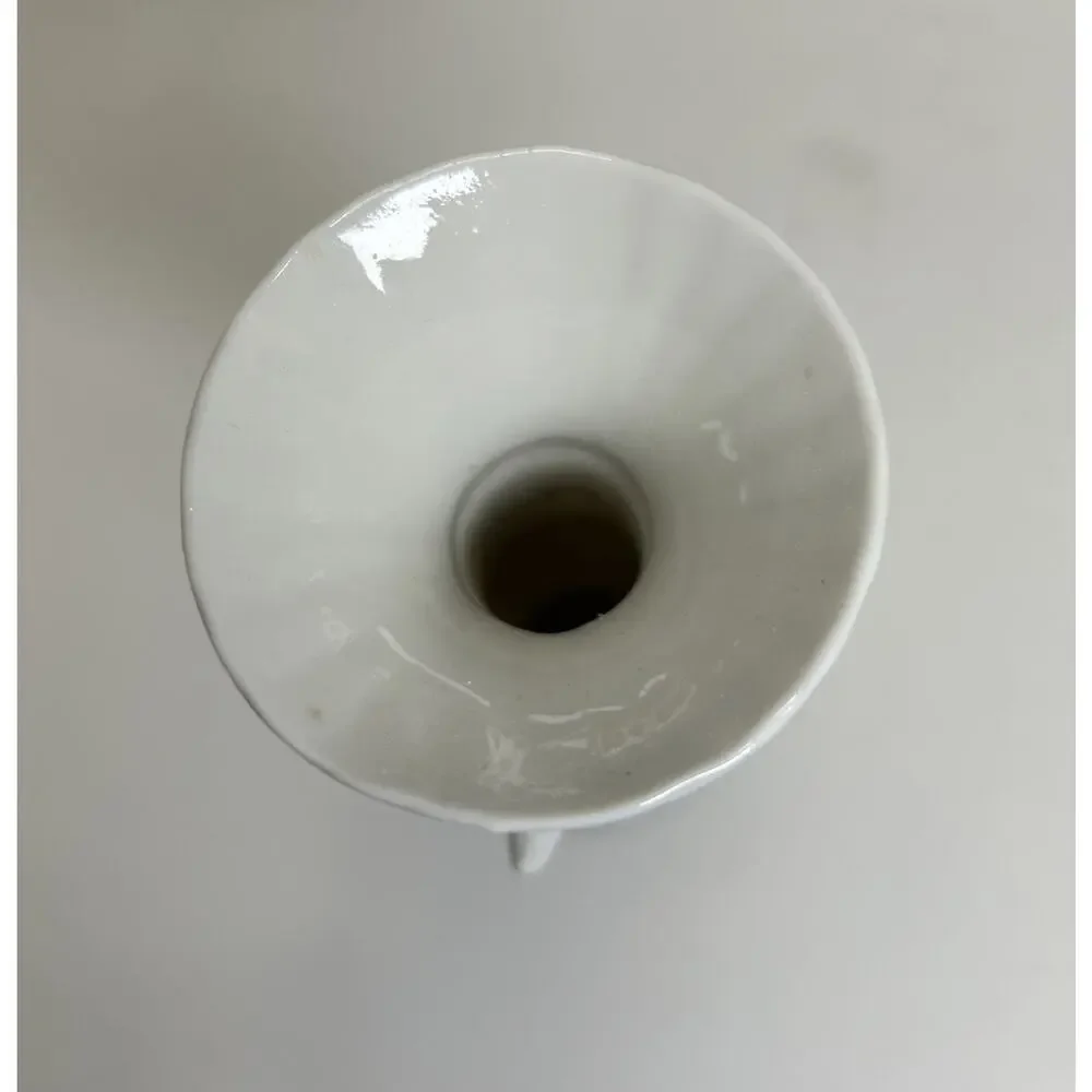 Vtg White Porcelain Bud 6